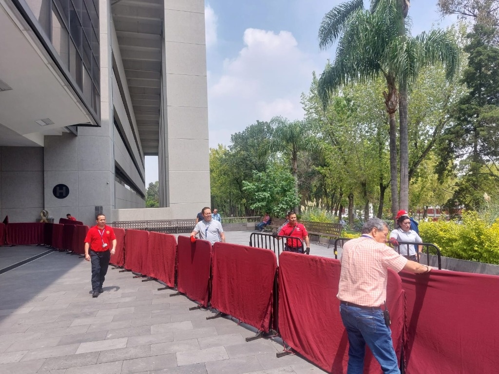 Sheinbaum checks logistics equipment in San Lázaro for swearing-in