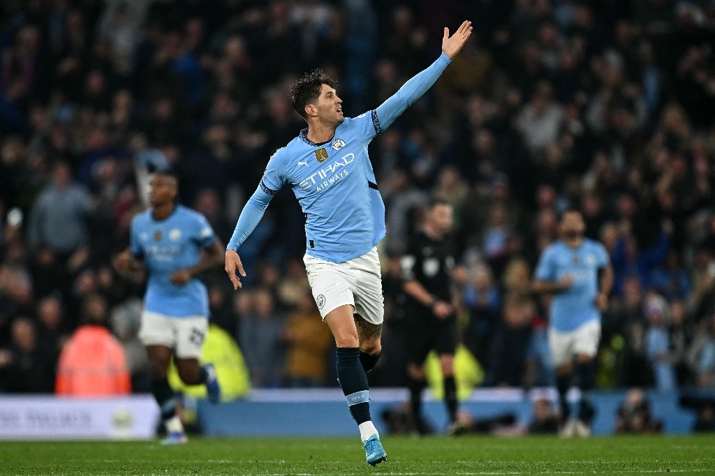 Stones saves Manchester City a point and the lead against Arsenal