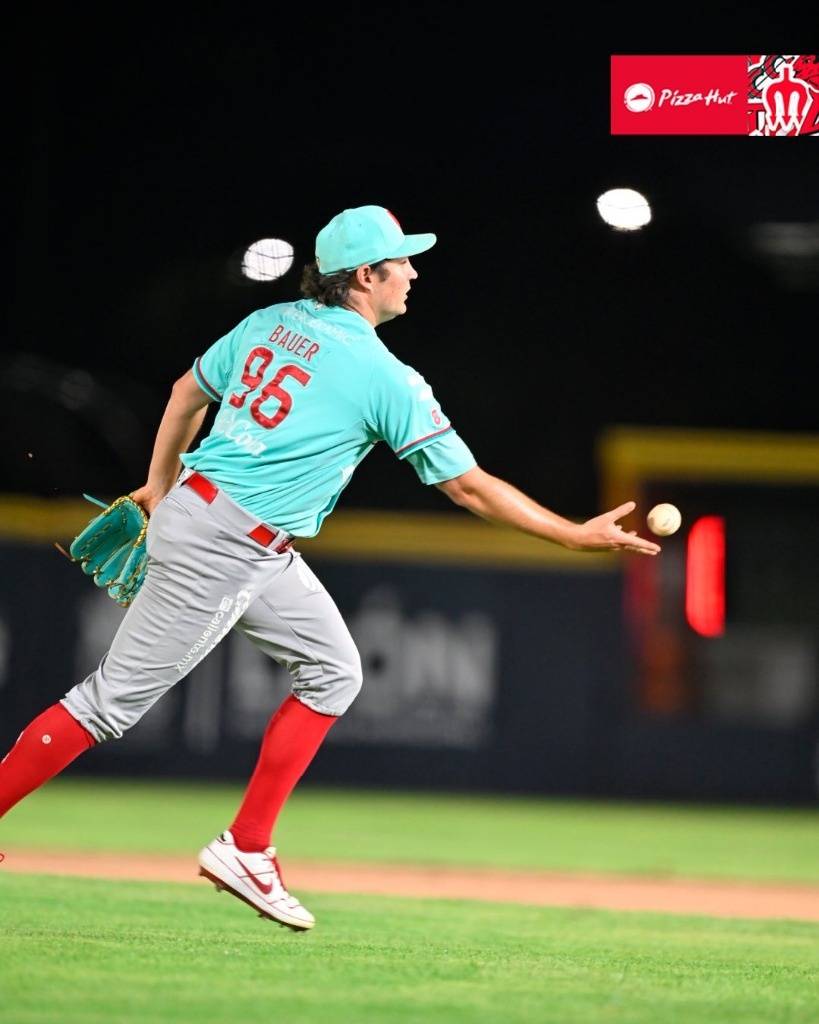 Trevor Bauer hangs 7 zeros and Diablos beats Bravos de León