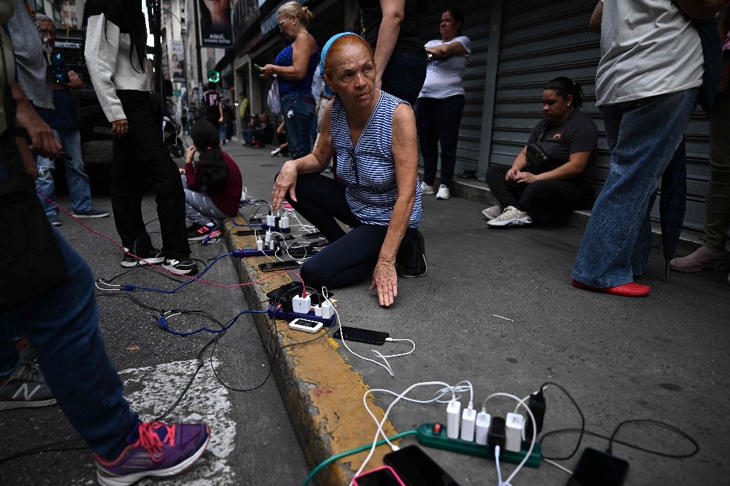 Venezuela: Major blackout; government accuses sabotage