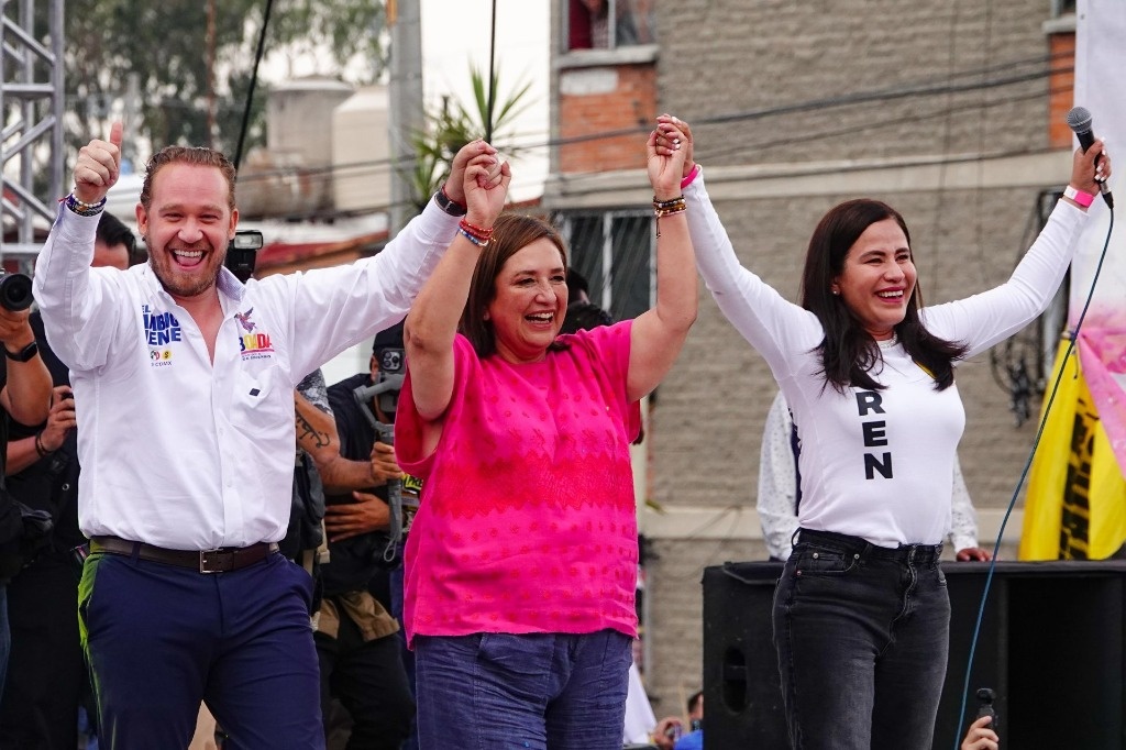 Visibly drained, Gálvez rushes the occasion in Iztapalapa